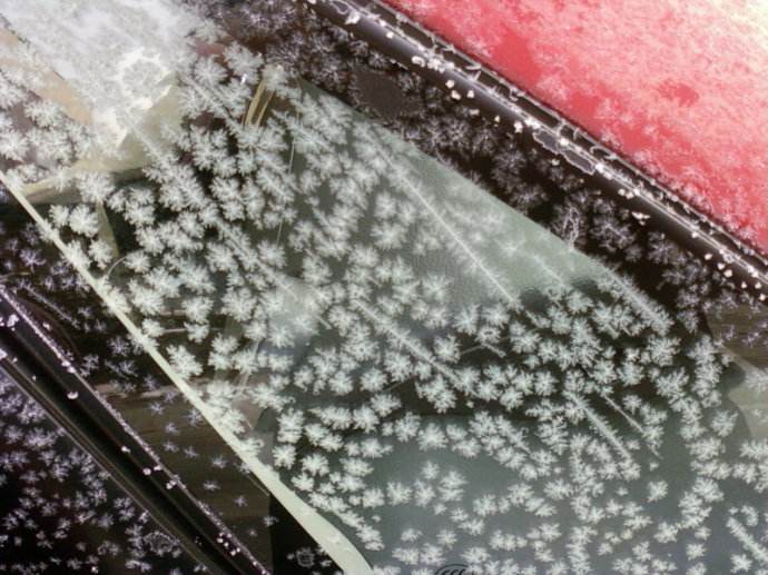 冬天門窗總結雪花，處理方法你知道多少個？